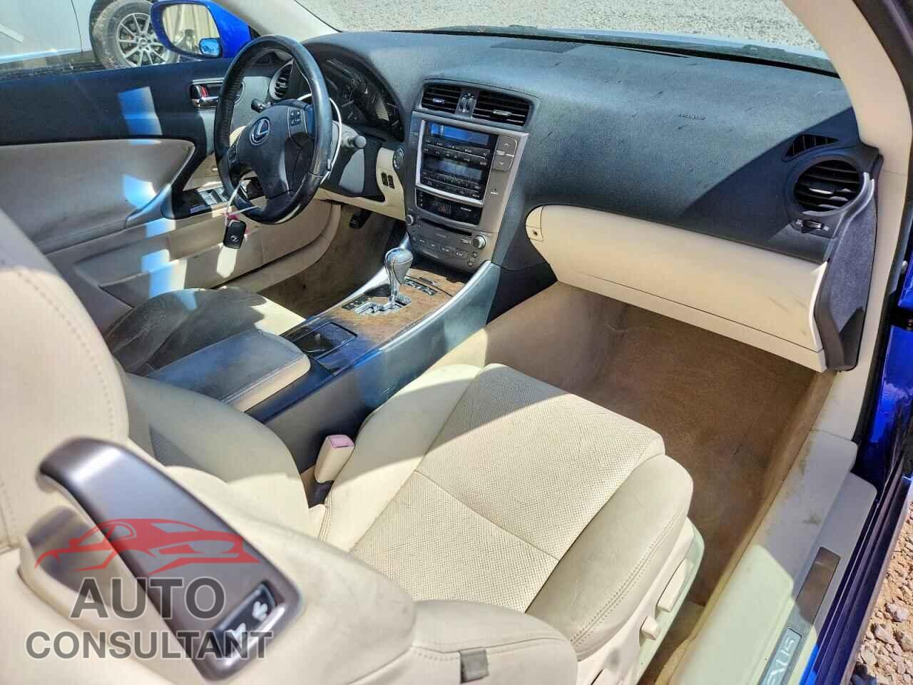 LEXUS IS 2010 - JTHFF2C2XA2502259