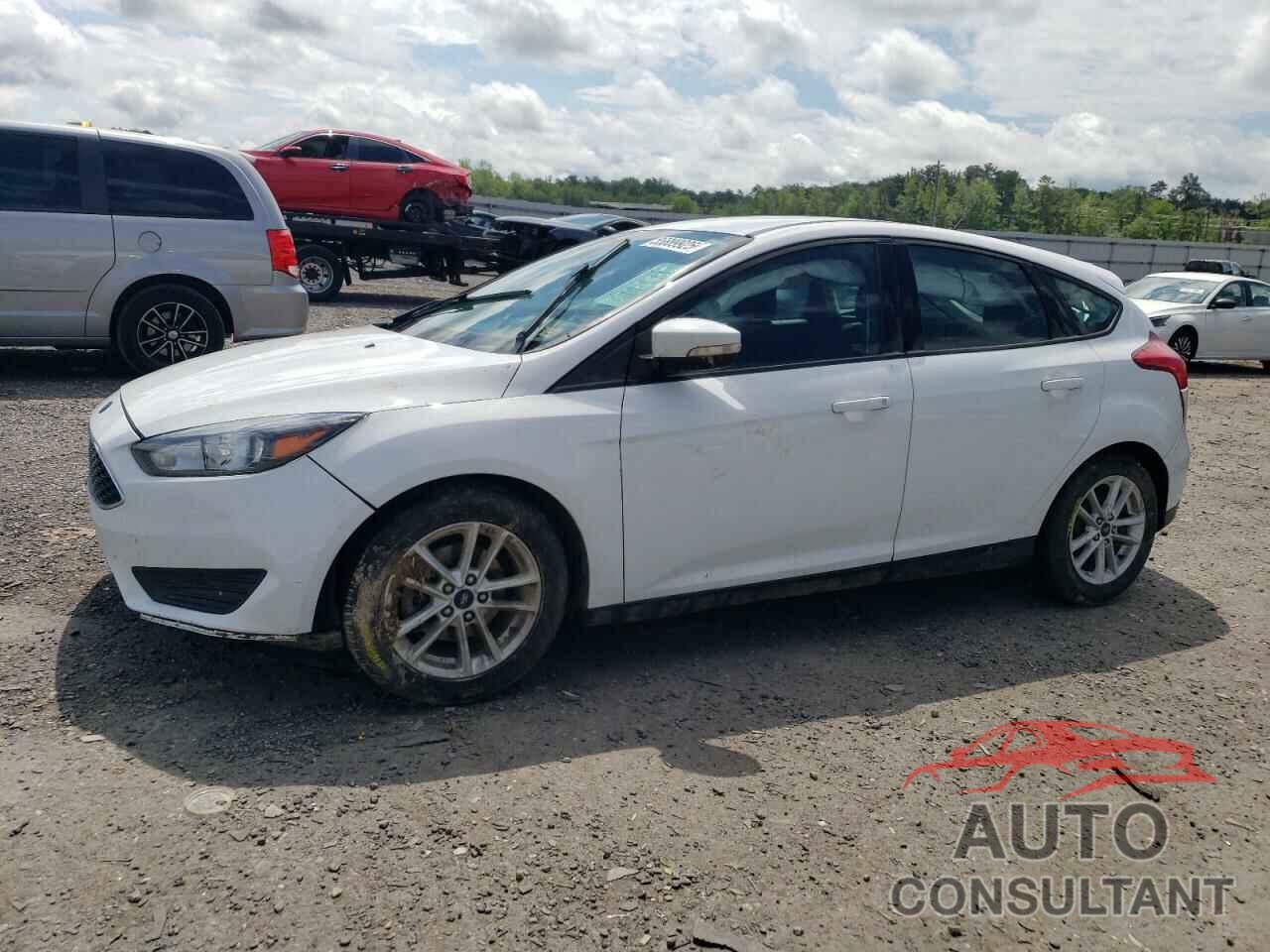 FORD FOCUS 2016 - 1FADP3K22GL376260