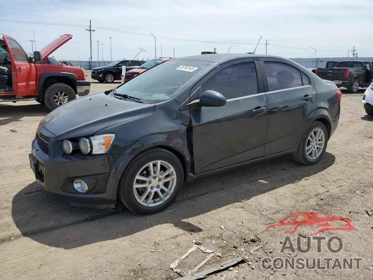 CHEVROLET SONIC 2015 - 1G1JC5SH9F4174834