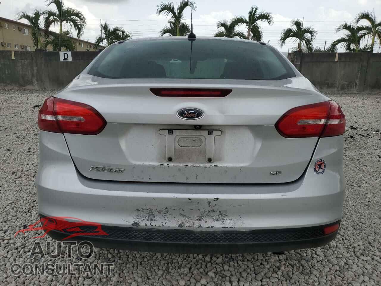 FORD FOCUS 2018 - 1FADP3F28JL256318