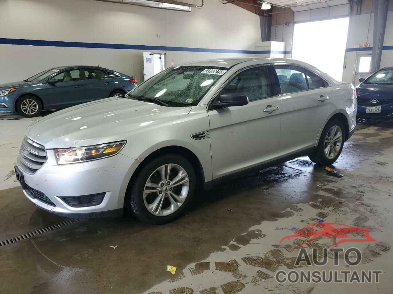 FORD TAURUS 2018 - 1FAHP2D88JG131413