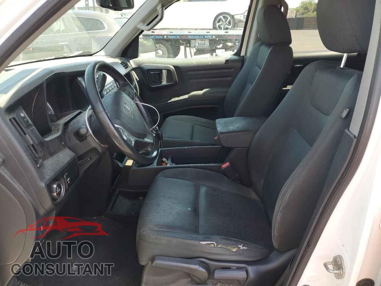 HONDA RIDGELINE 2014 - 5FPYK1F71EB011550
