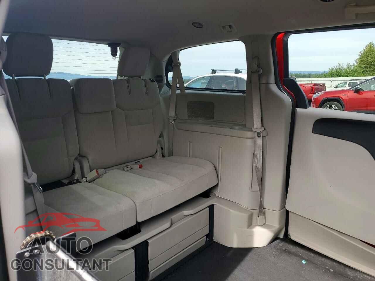 DODGE CARAVAN 2015 - 2C4RDGBG2FR685972