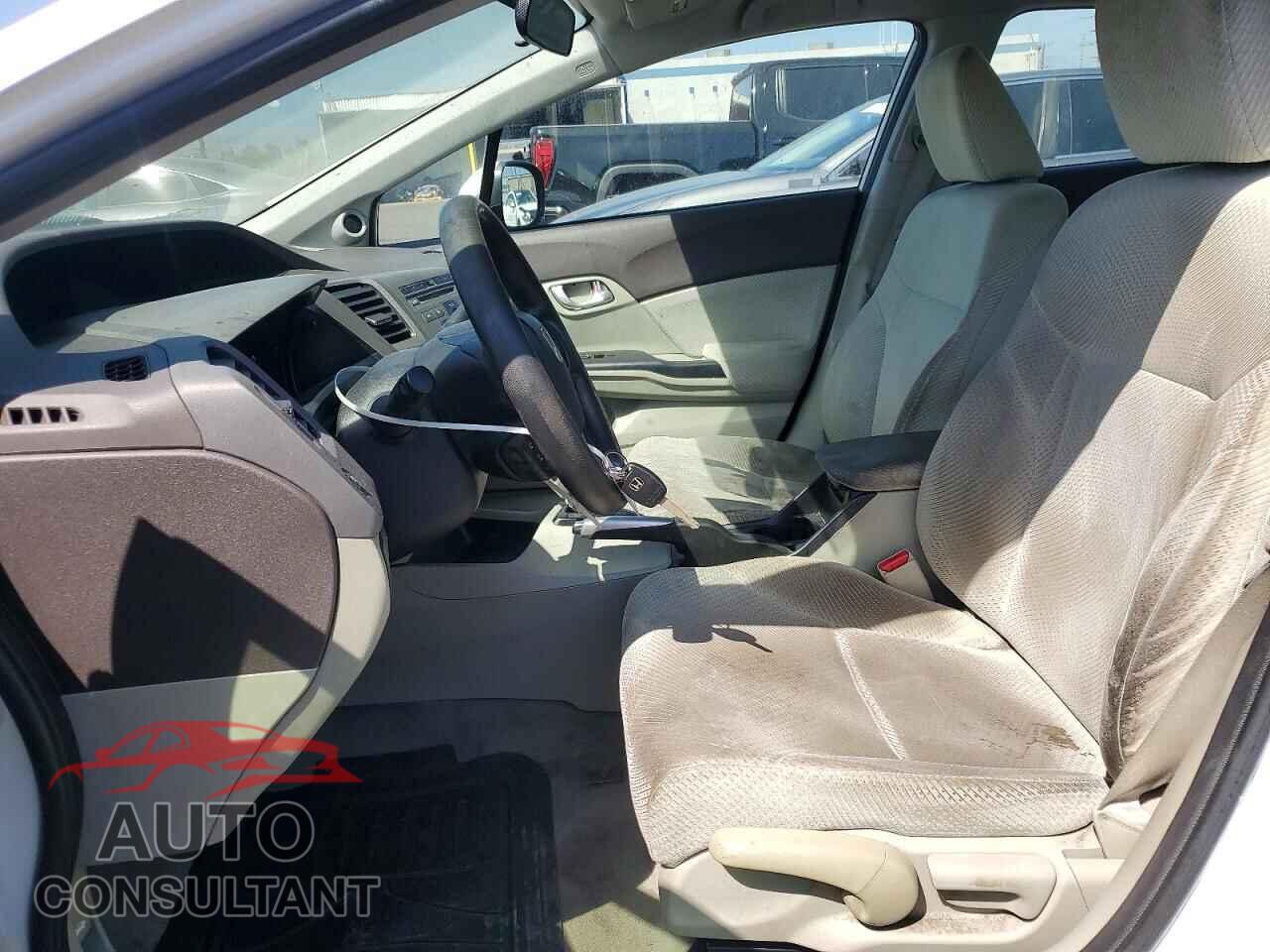 HONDA CIVIC 2012 - JHMFB4F27CS007748