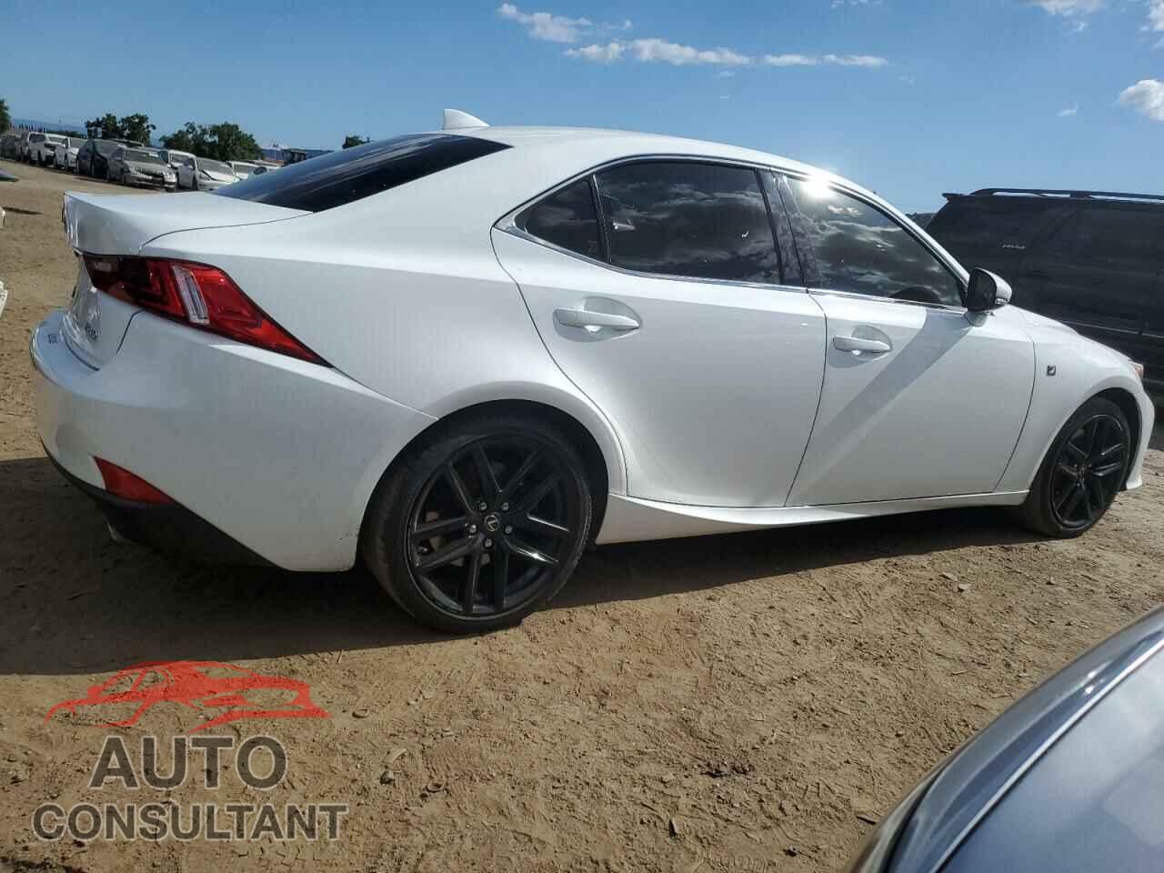LEXUS IS 2015 - JTHBE1D21F5015404