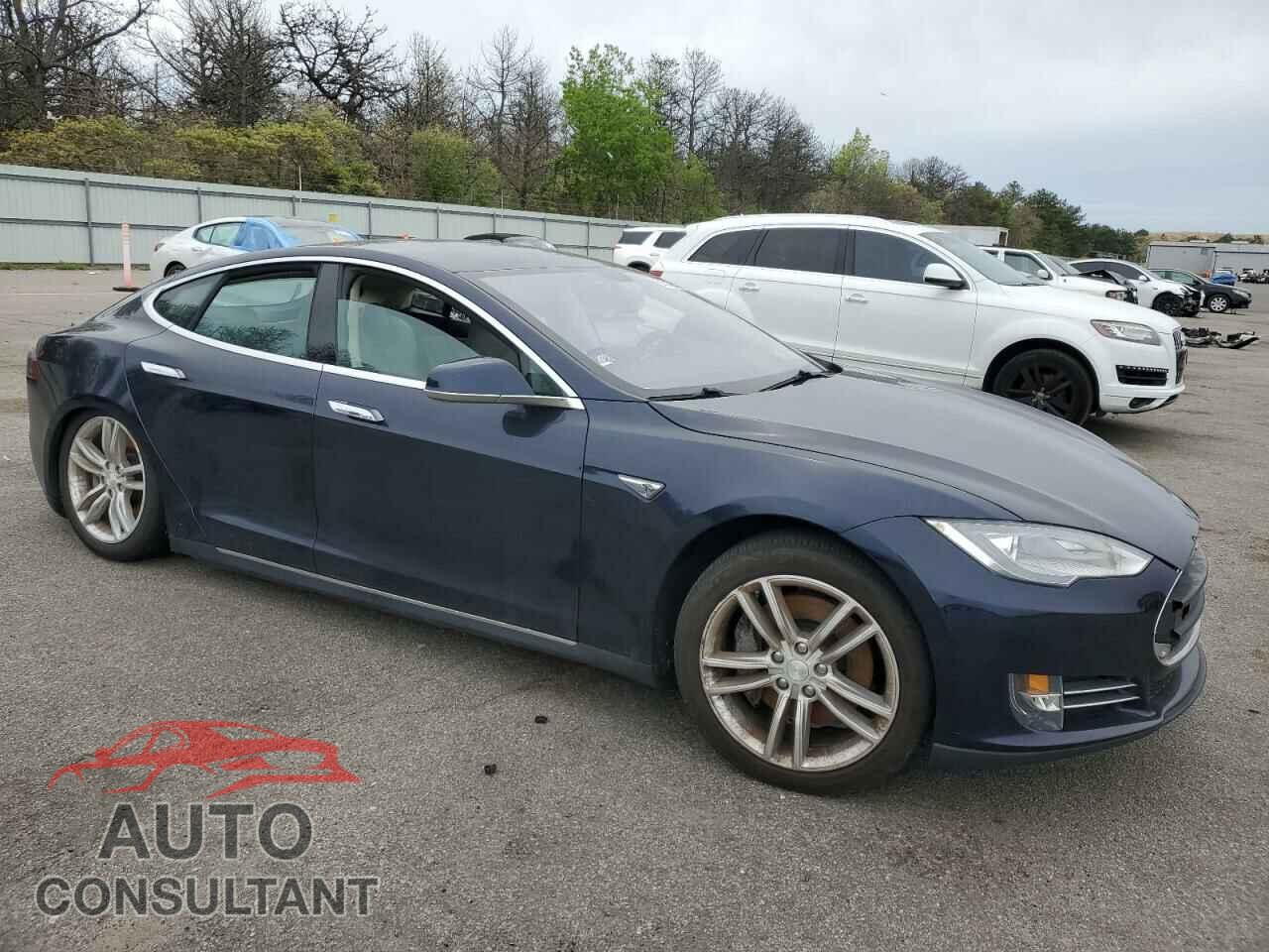 TESLA MODEL S 2013 - 5YJSA1DP4DFP19701