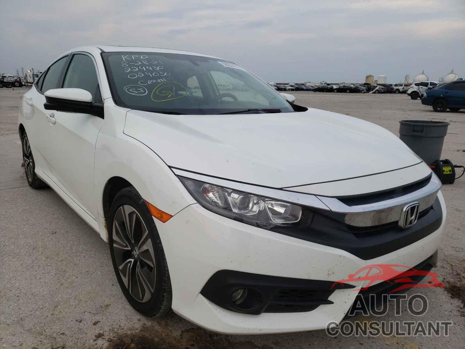 HONDA CIVIC 2018 - JHMFC1F72JX024030