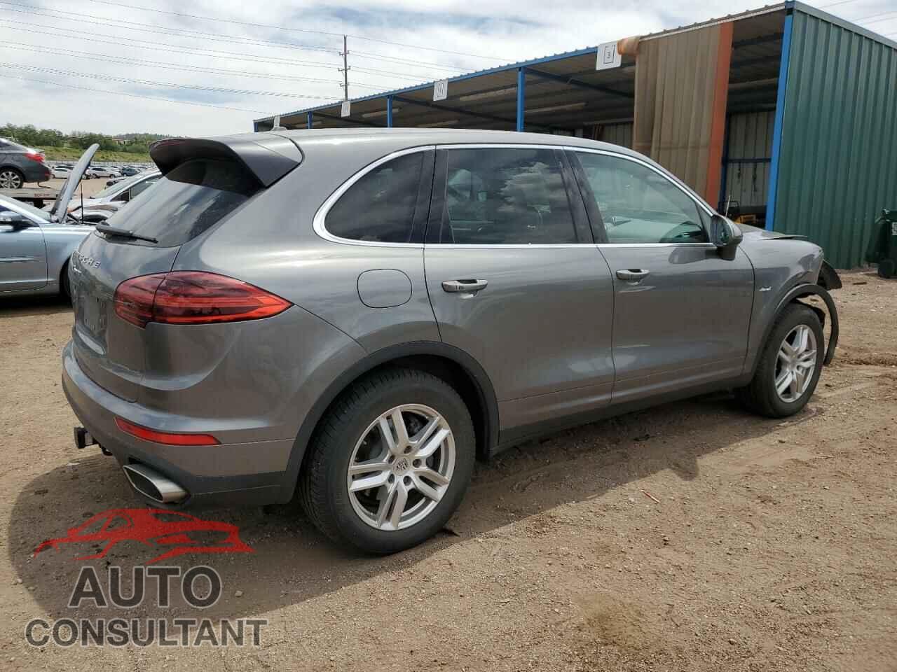 PORSCHE CAYENNE 2016 - WP1AF2A21GKA42902