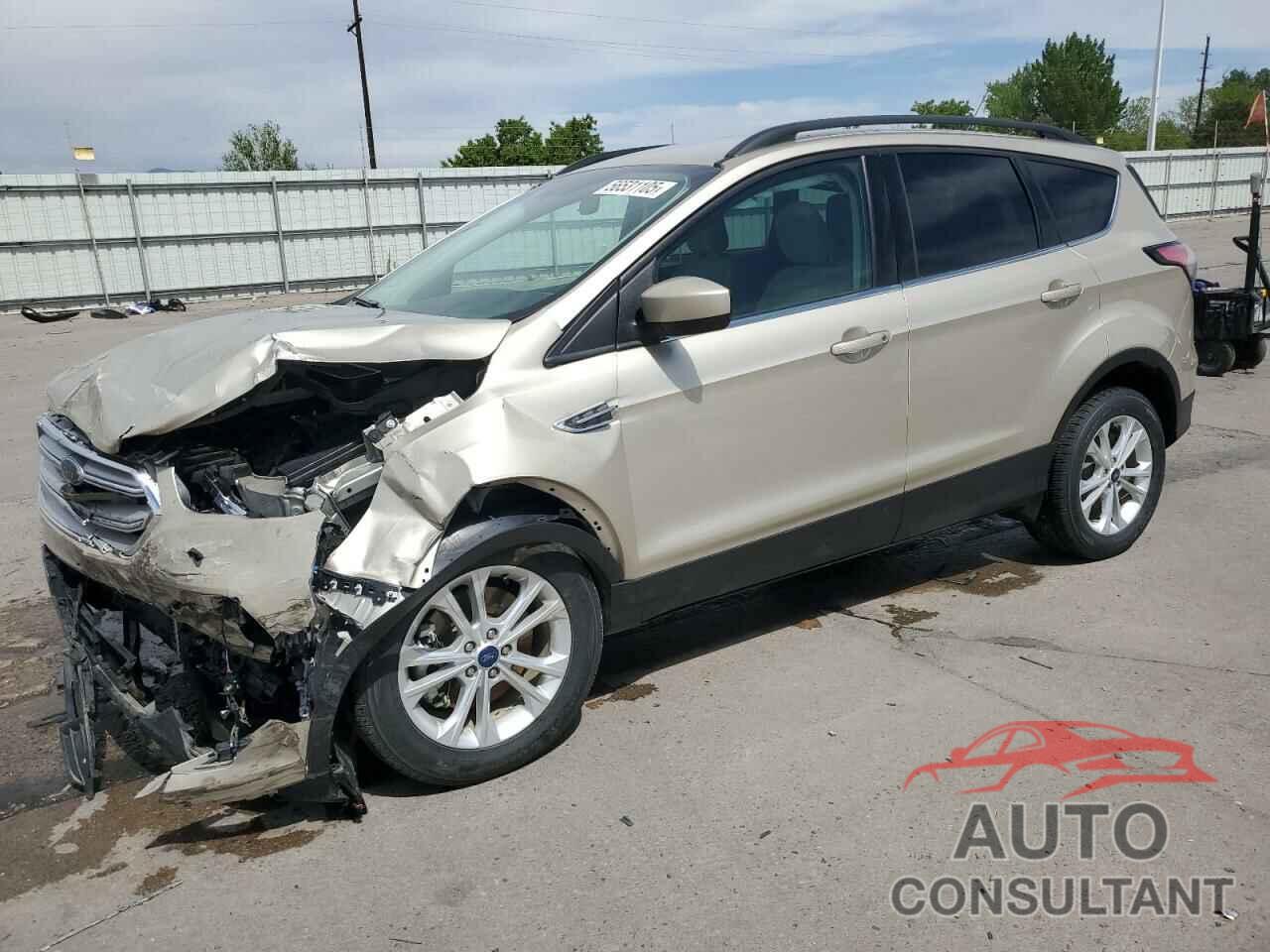 FORD ESCAPE 2018 - 1FMCU9GD5JUC08024