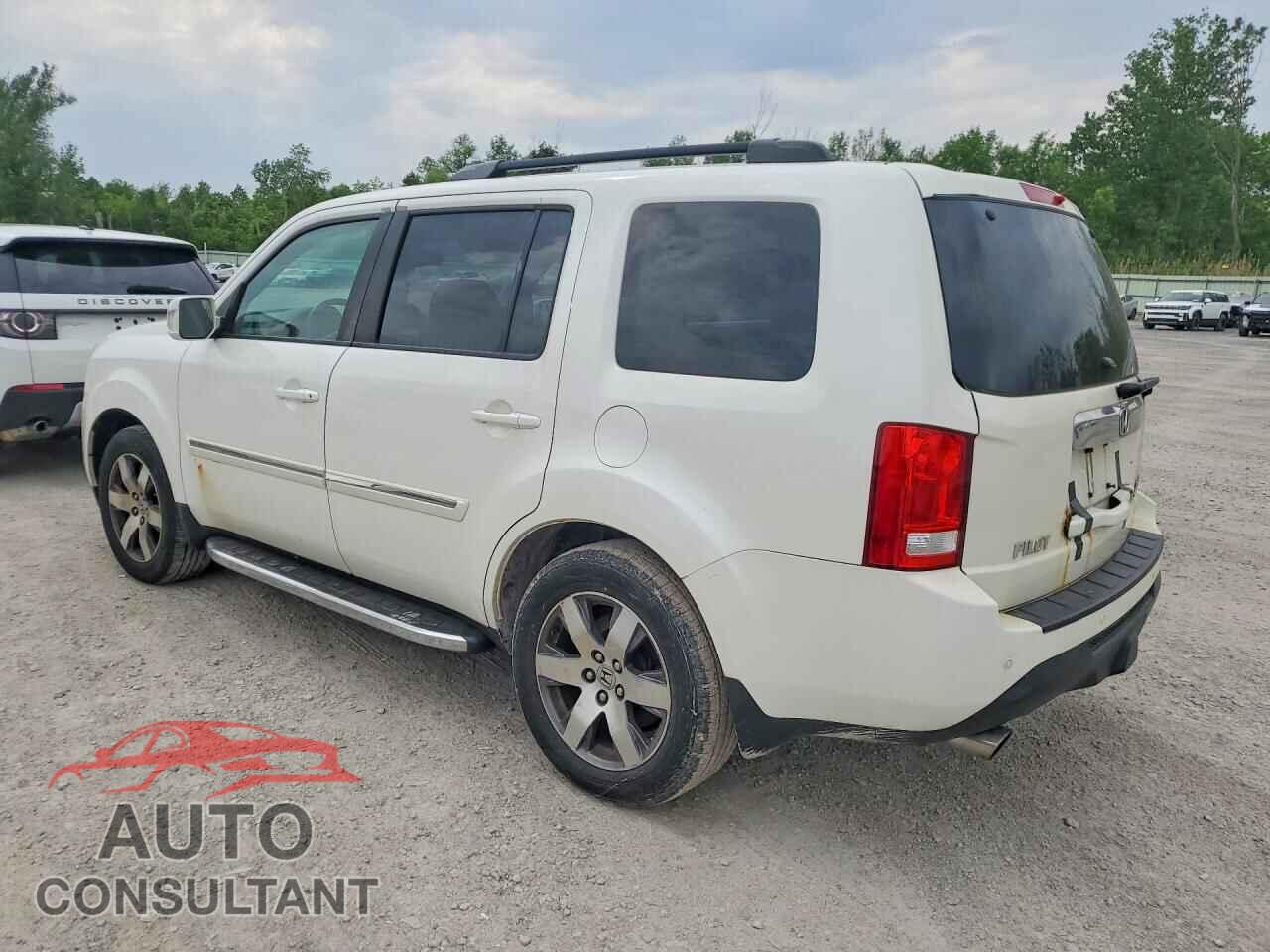 HONDA PILOT 2013 - 5FNYF4H92DB045881
