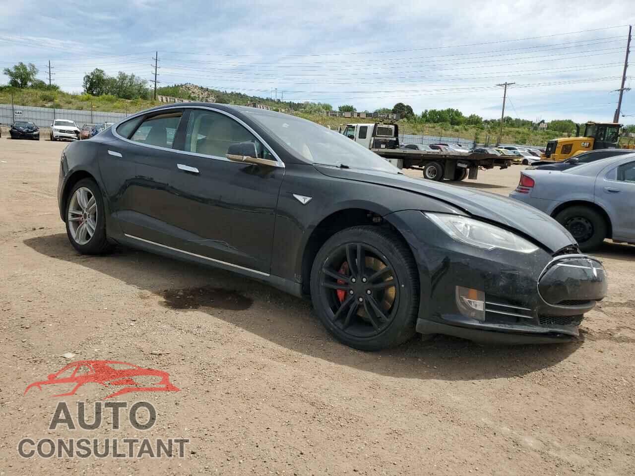 TESLA MODEL S 2015 - 5YJSA1H45FF083471