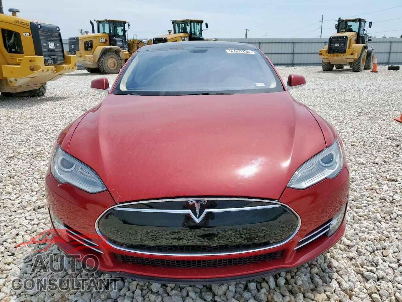TESLA MODEL S 2014 - 5YJSA1H18EFP38582