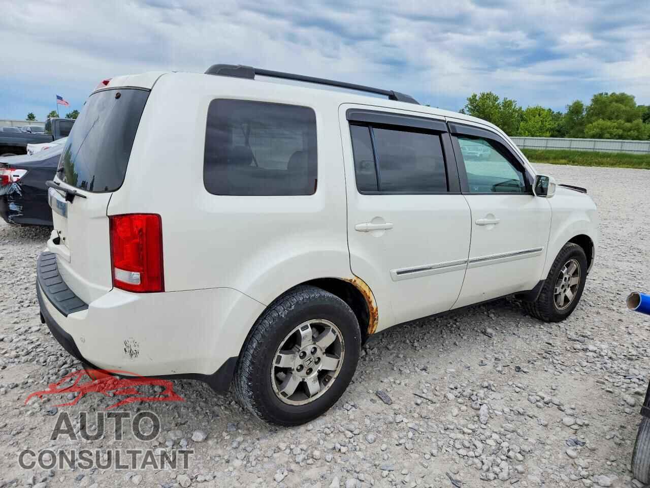 HONDA PILOT 2011 - 5FNYF4H97BB505016