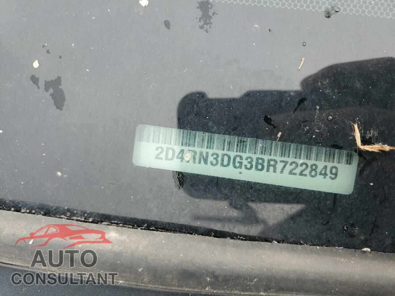 DODGE CARAVAN 2011 - 2D4RN3DG3BR722849