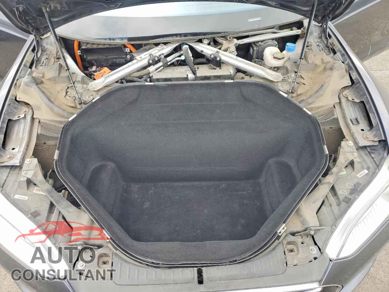 TESLA MODEL S 2015 - 5YJSA1E21FF101631