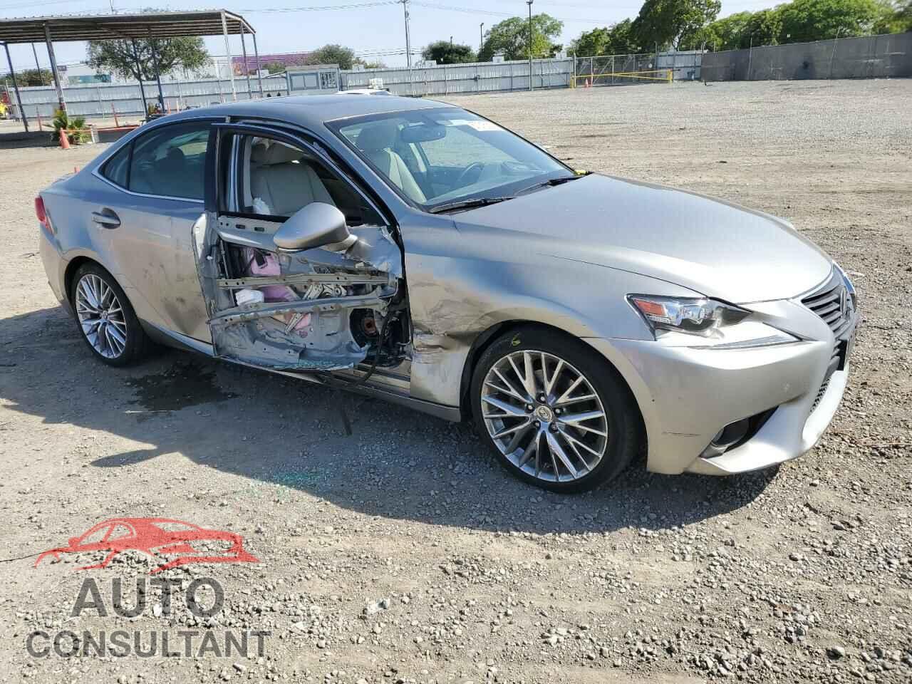 LEXUS IS 2014 - JTHBF1D25E5011335