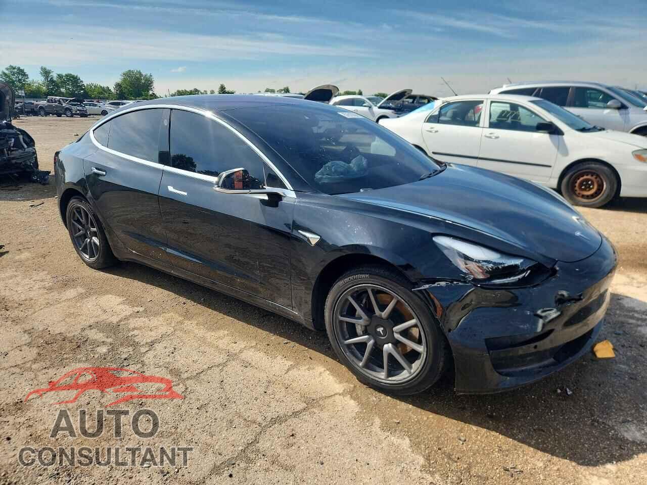 TESLA MODEL 3 2019 - 5YJ3E1EB1KF432437