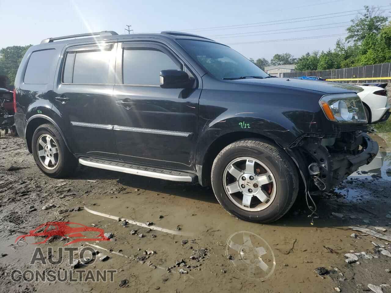 HONDA PILOT 2011 - 5FNYF4H92BB090512