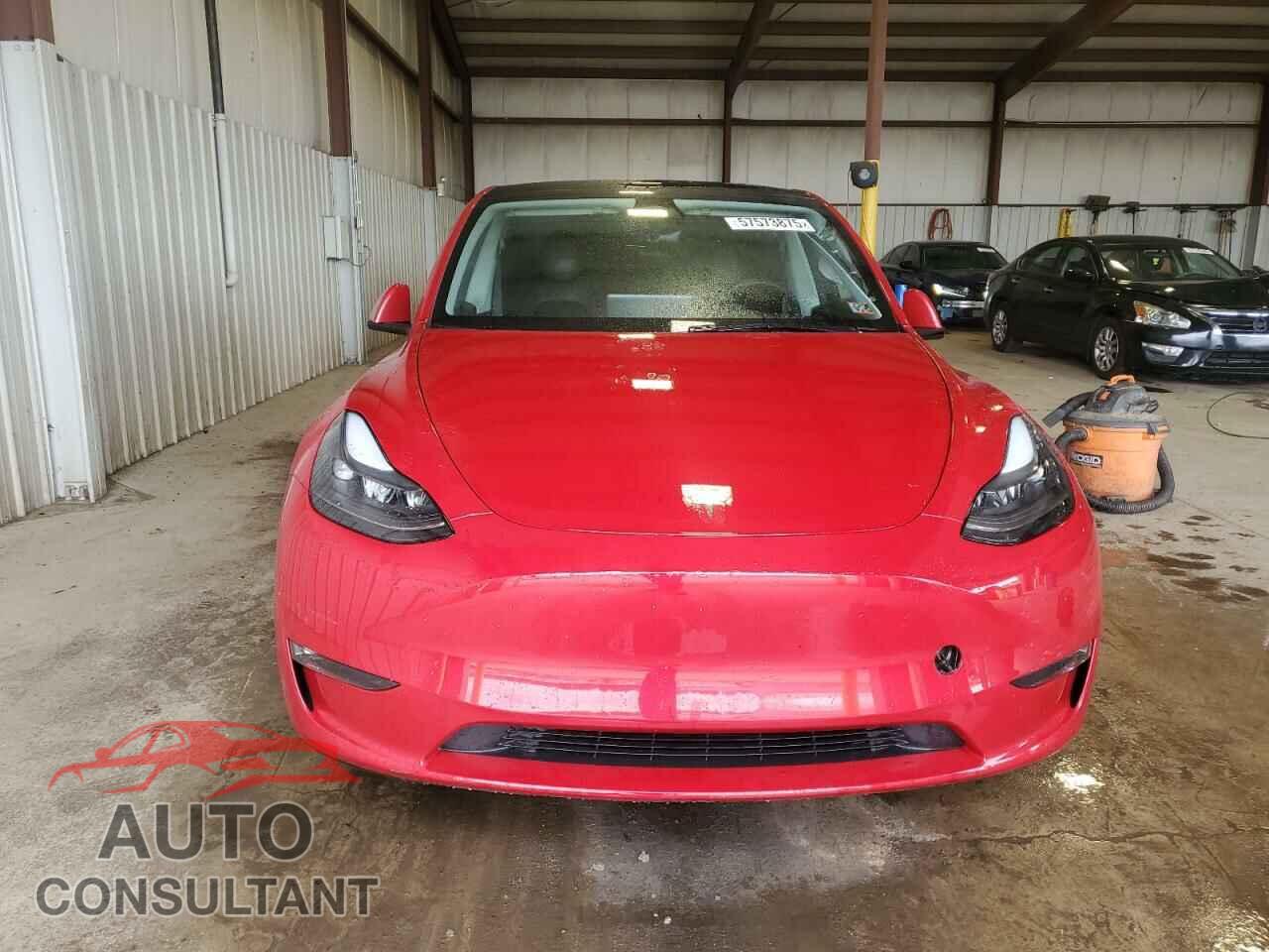 TESLA MODEL Y 2023 - 7SAYGAEE8PF701618