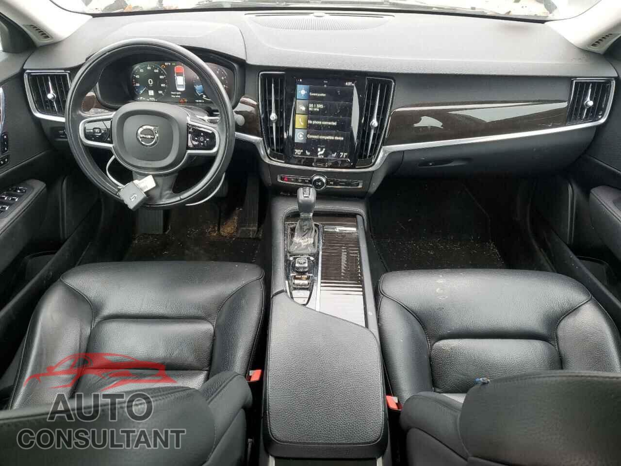 VOLVO S90 2018 - LVY982MK6JP030659