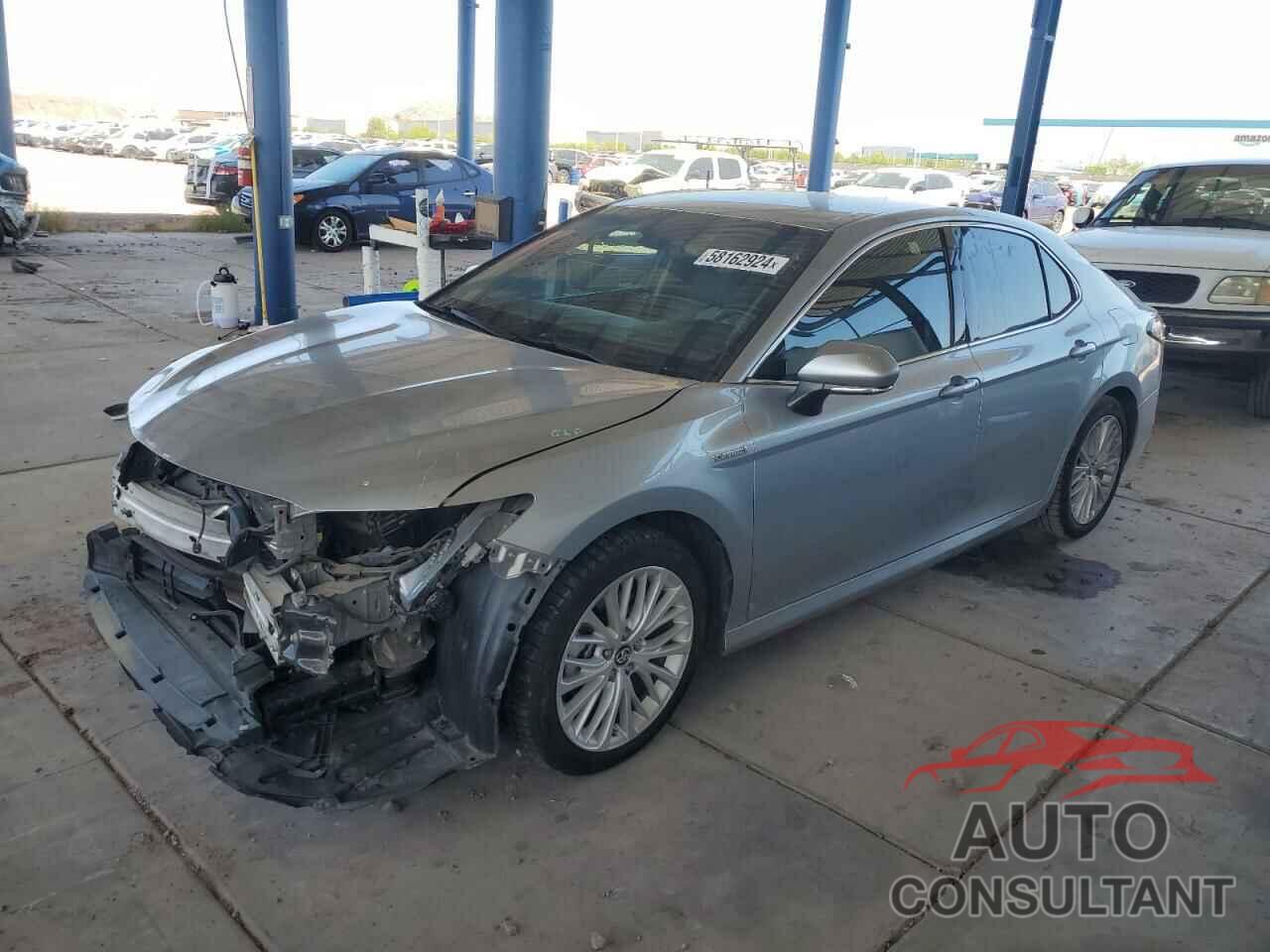 TOYOTA CAMRY 2018 - 4T1B21HKXJU508108