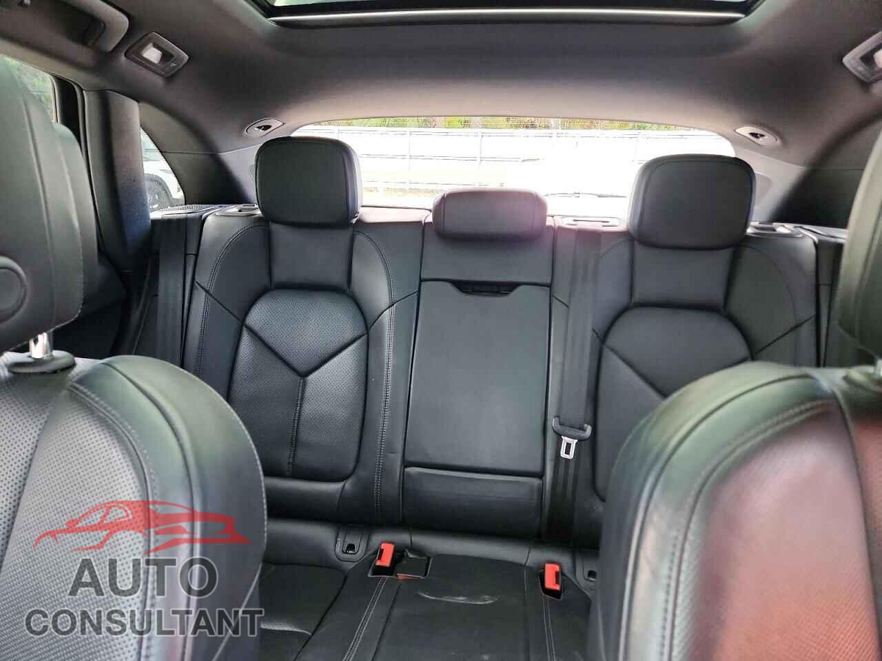 PORSCHE MACAN 2022 - WP1AA2A53NLB03263