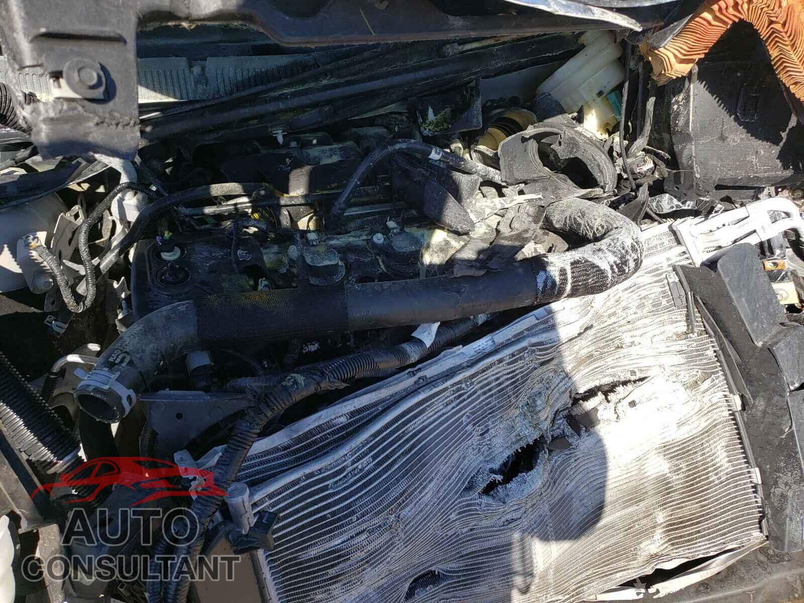 FORD TAURUS 2018 - 1FAHP2E87JG129456