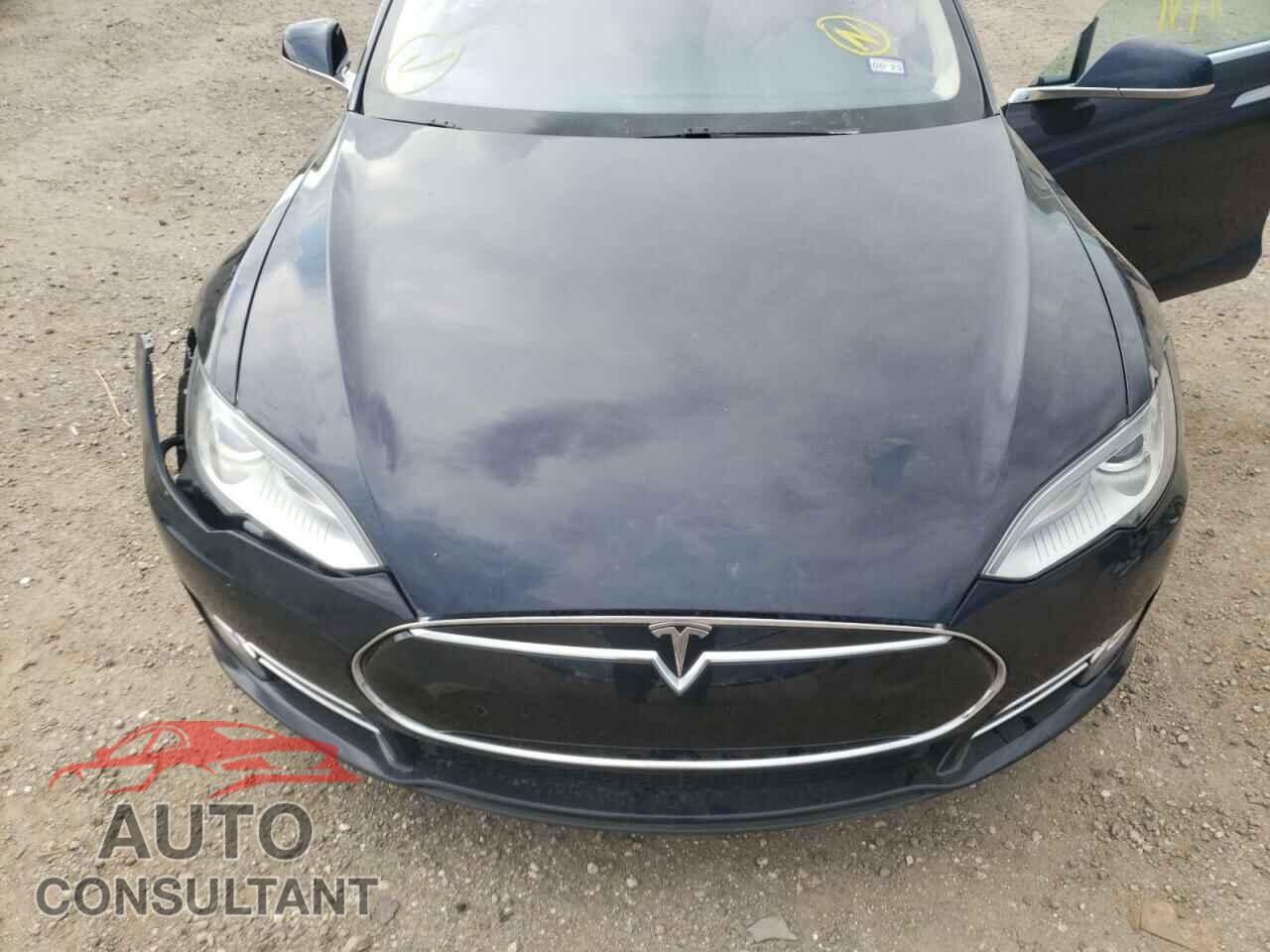 TESLA MODEL S 2013 - 5YJSA1CP2DFP23991