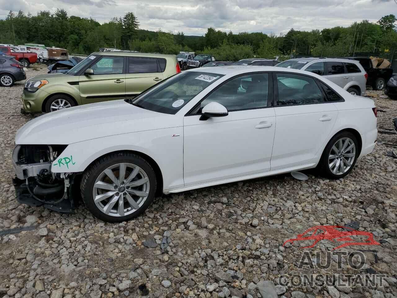 AUDI A4 2018 - WAUKMAF42JA009028