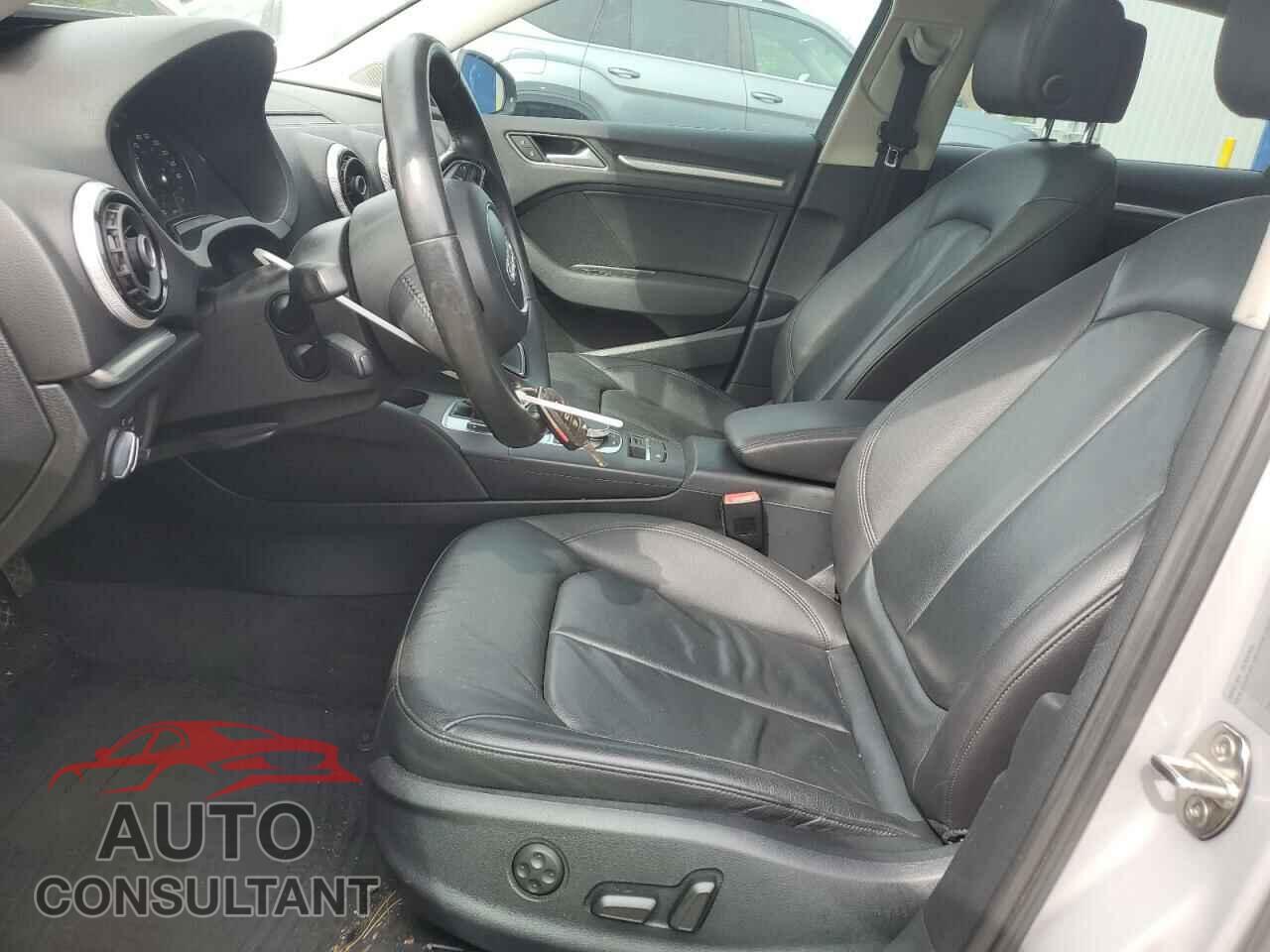 AUDI A3 2015 - WAUACGFF4F1012751