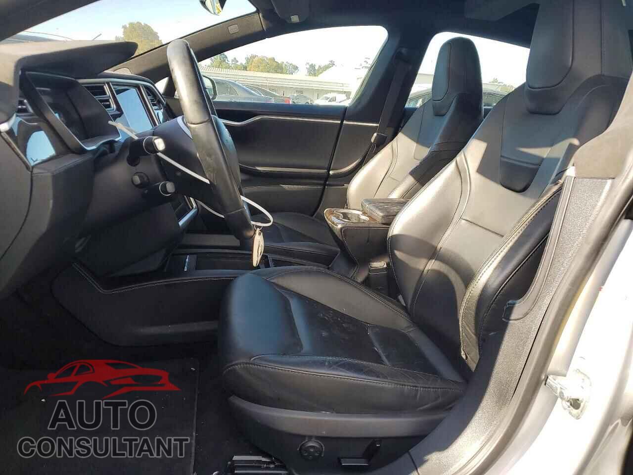 TESLA MODEL S 2016 - 5YJSA1E19GF155686