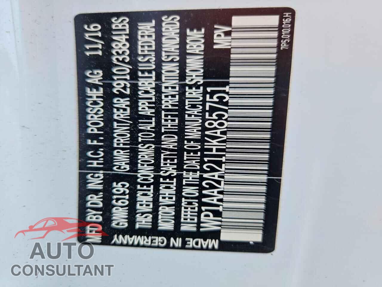 PORSCHE CAYENNE 2017 - WP1AA2A21HKA85751