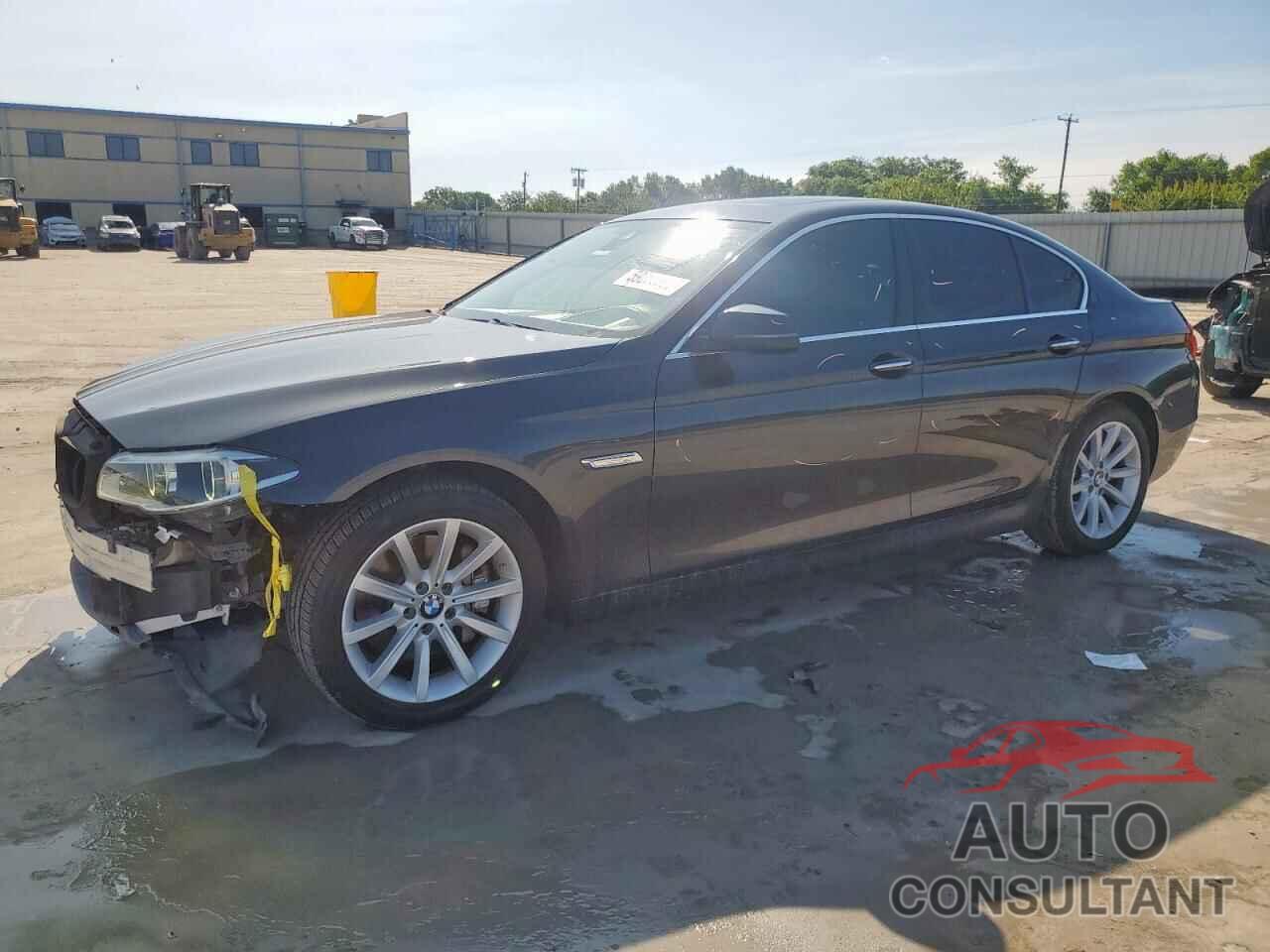 BMW 5 SERIES 2014 - WBA5B1C54ED481641