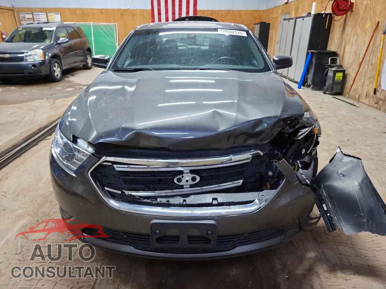 FORD TAURUS 2016 - 1FAHP2E89GG135977