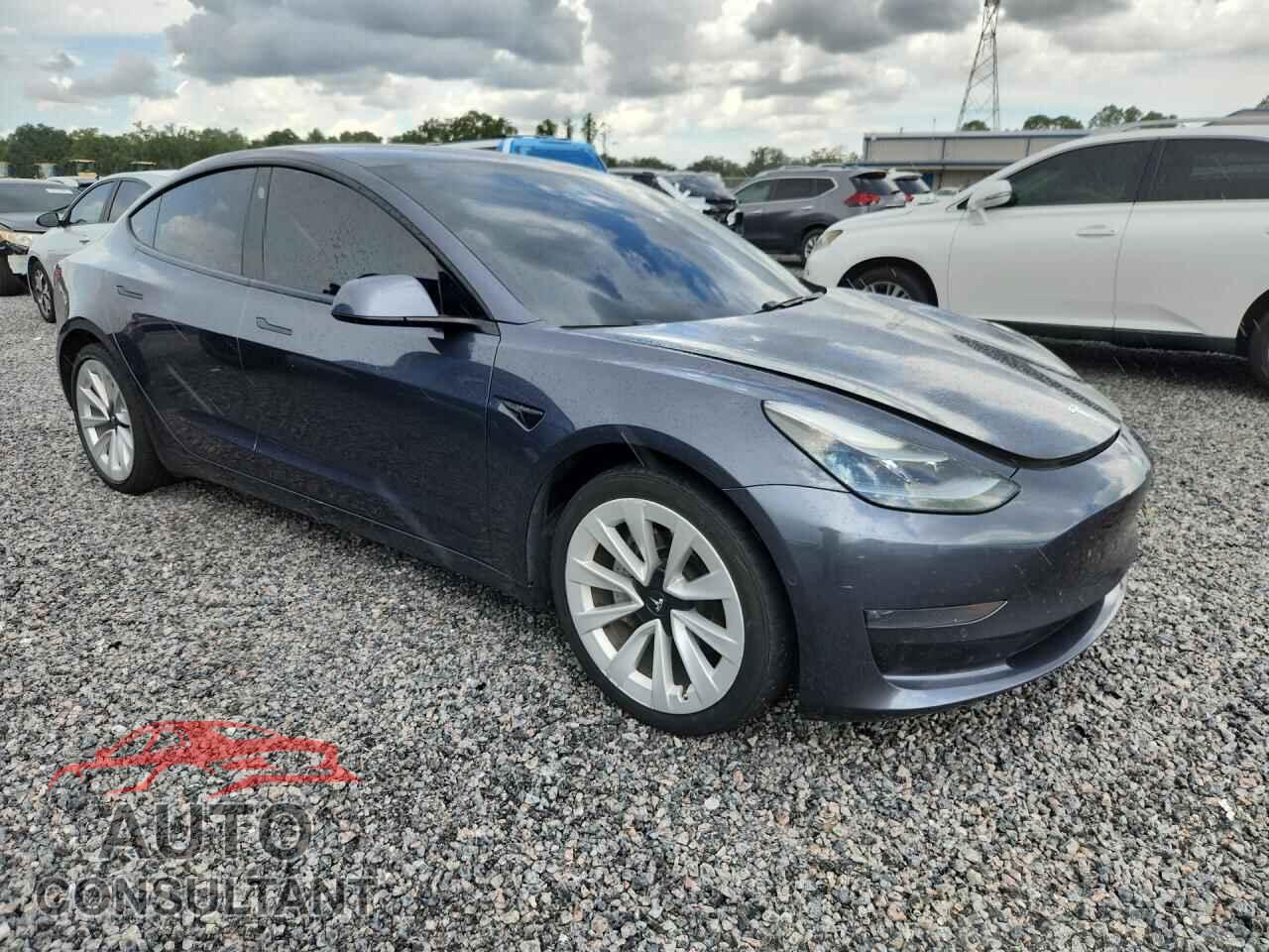 TESLA MODEL 3 2021 - 5YJ3E1EB5MF990231