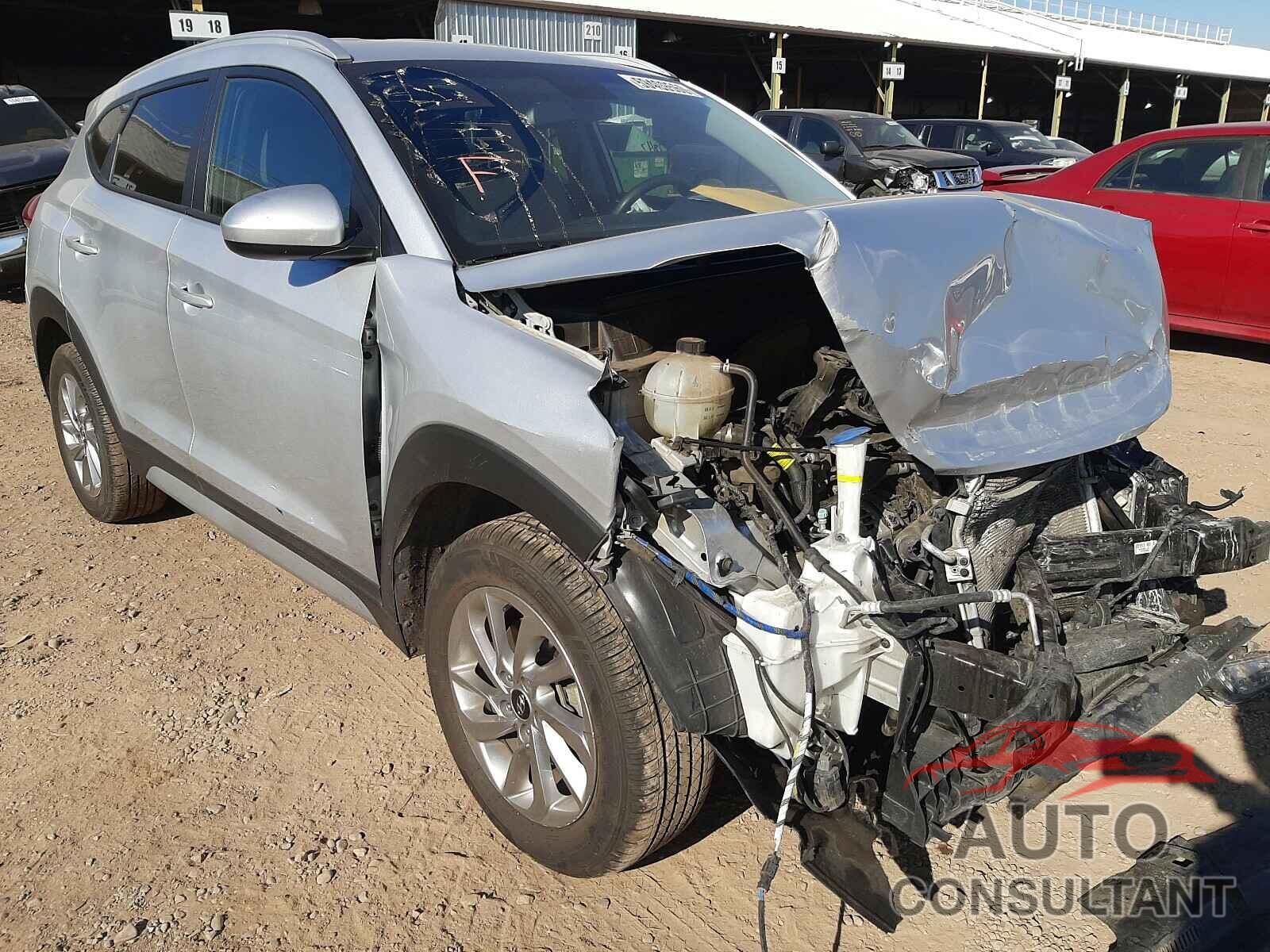 HYUNDAI TUCSON 2018 - KM8J3CA40JU767108