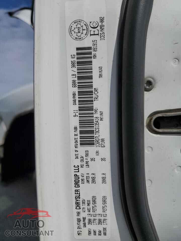 DODGE RAM 1500 2012 - 1C6RD7LT9CS135410