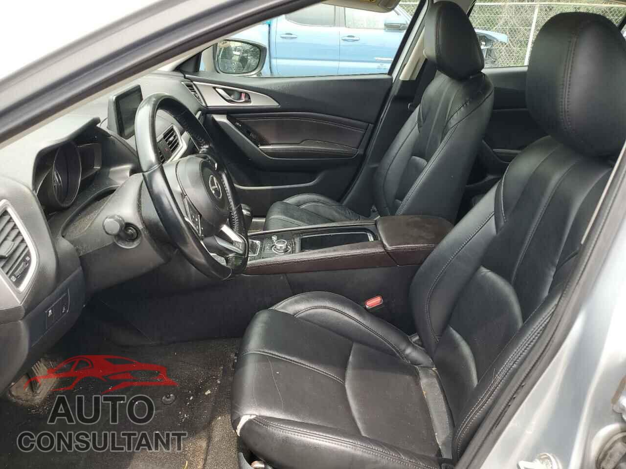 MAZDA 3 2017 - 3MZBN1V70HM111403