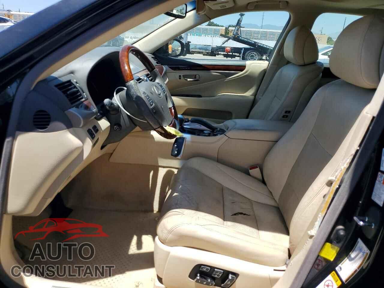 LEXUS LS460 2016 - JTHBL5EF5G5140308