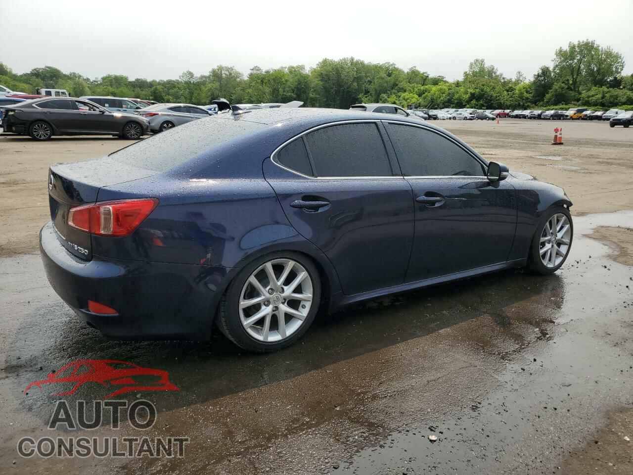 LEXUS IS 2012 - JTHCF5C24C5057653