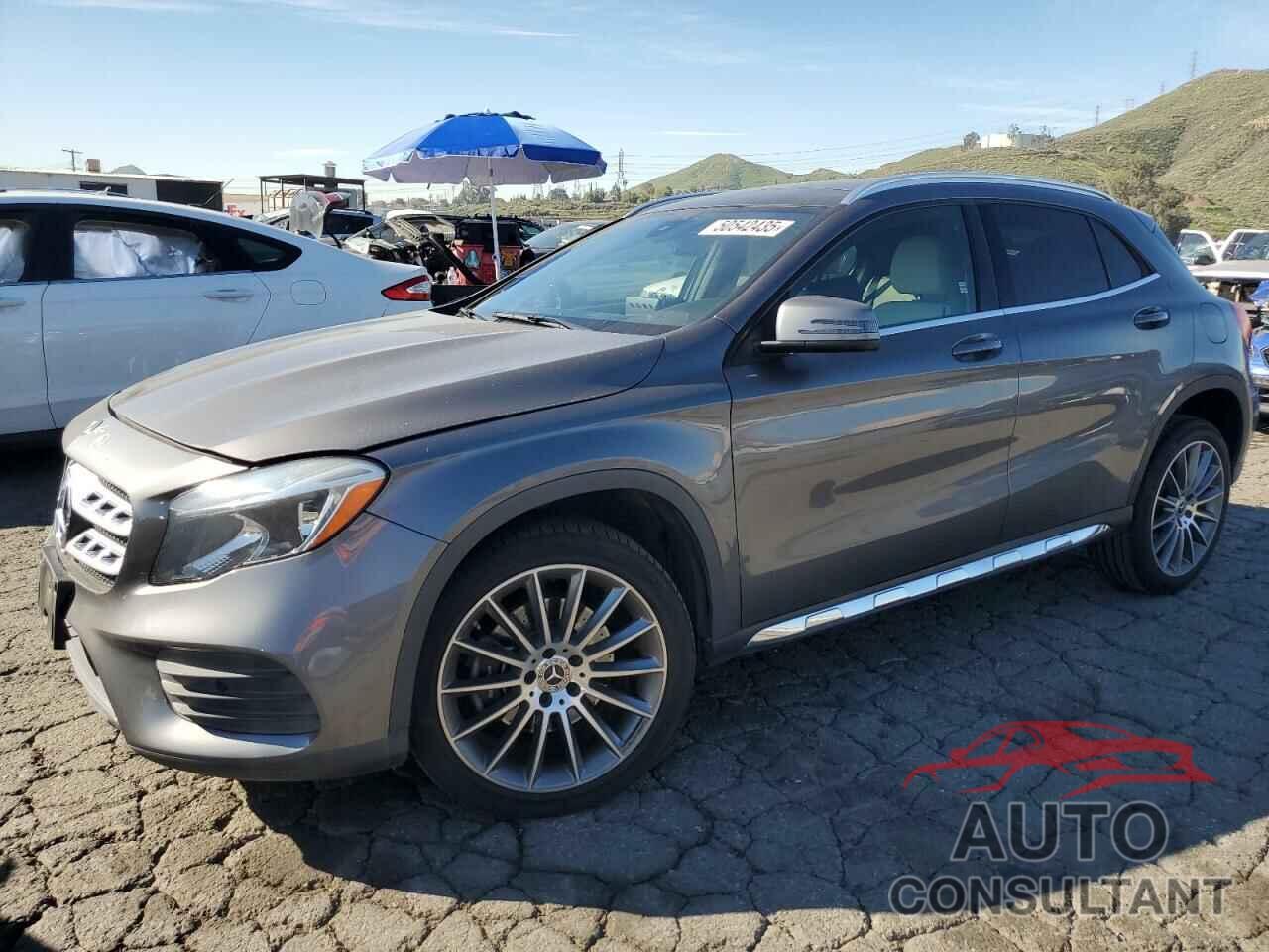 MERCEDES-BENZ GLA-CLASS 2018 - WDCTG4EB9JJ414149