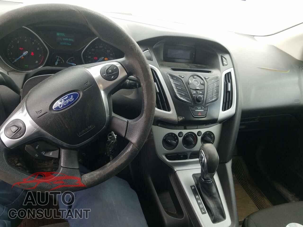 FORD FOCUS 2012 - 1FAHP3F23CL238202