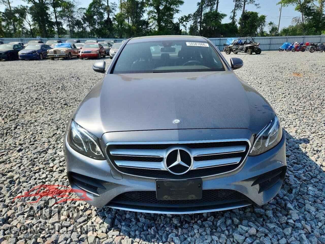 MERCEDES-BENZ E-CLASS 2017 - WDDZF4KB8HA032914