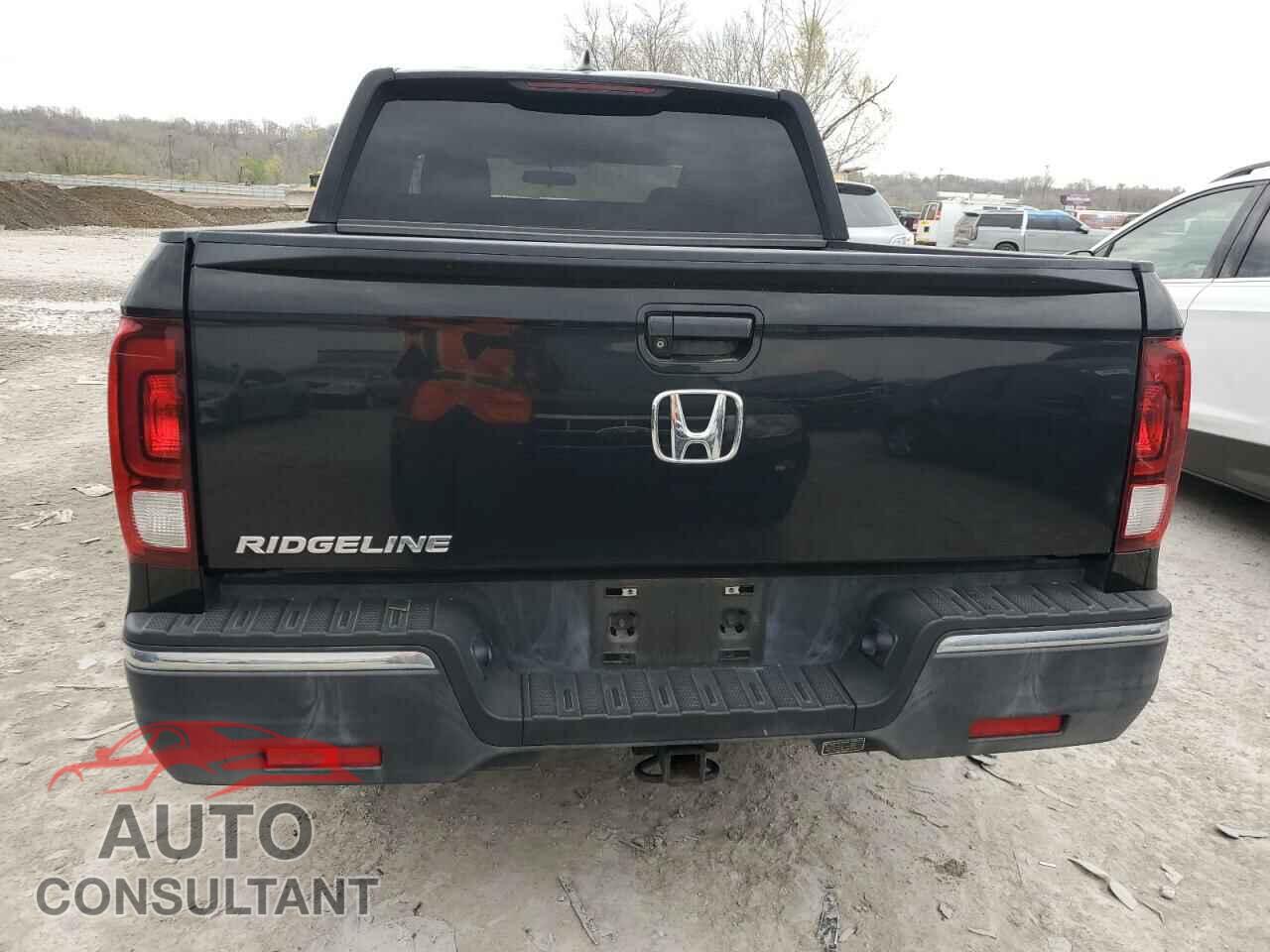 HONDA RIDGELINE 2017 - 5FPYK2F55HB010751
