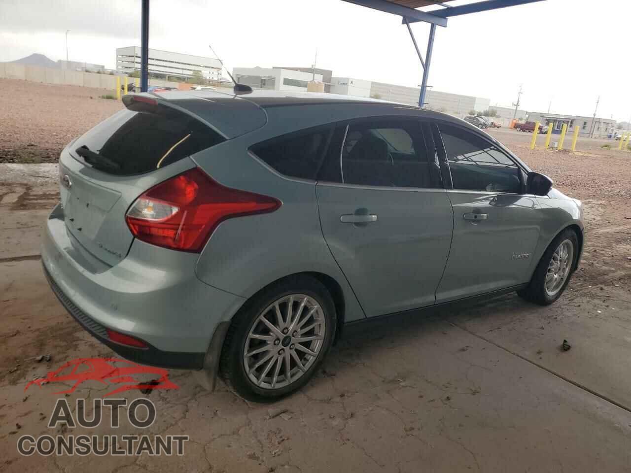 FORD FOCUS 2014 - 1FADP3R47EL156522