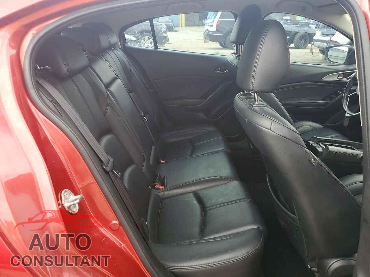 MAZDA 3 2017 - 3MZBN1L77HM151982
