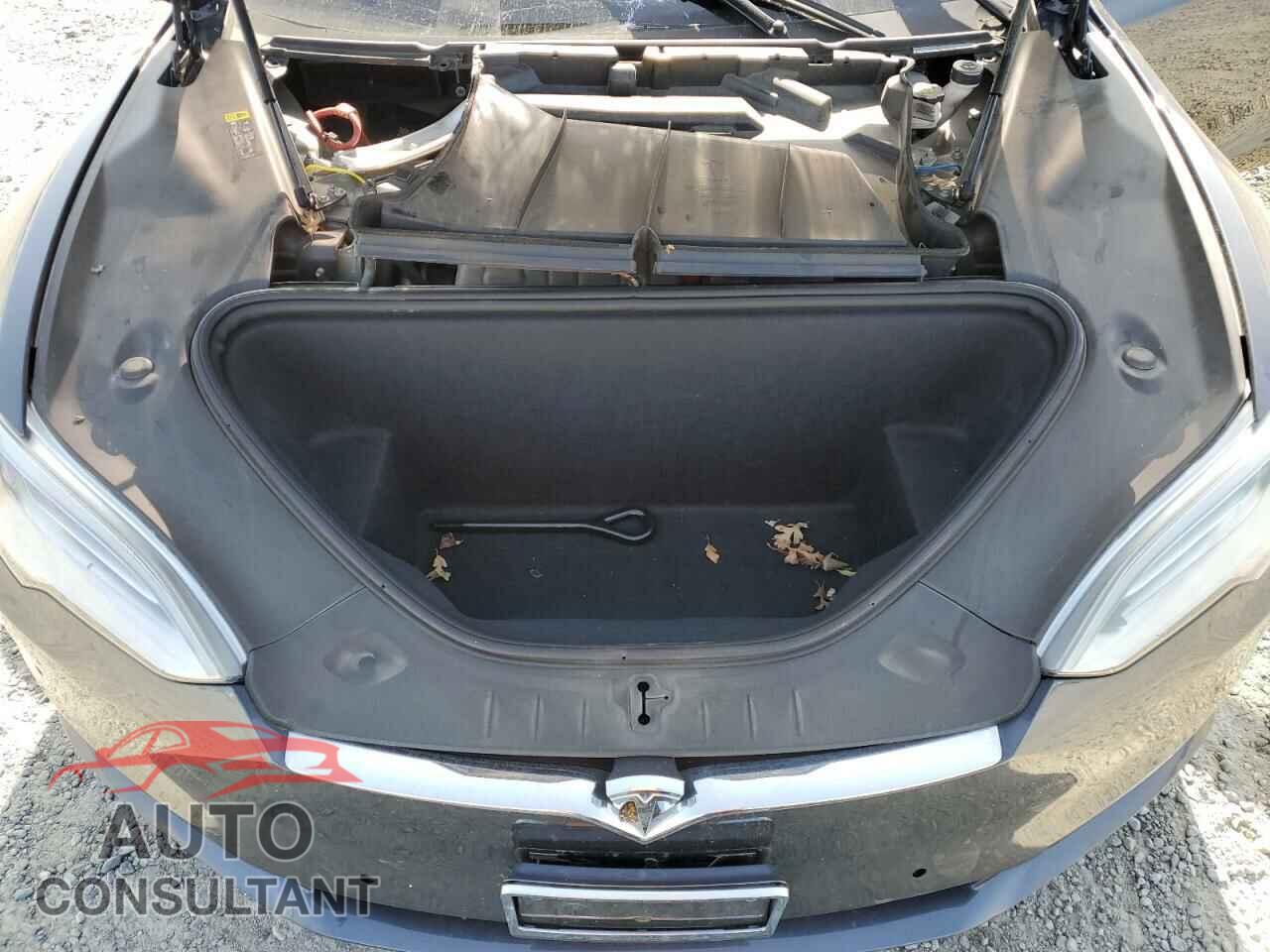 TESLA MODEL S 2018 - 5YJSA1E23JF263642