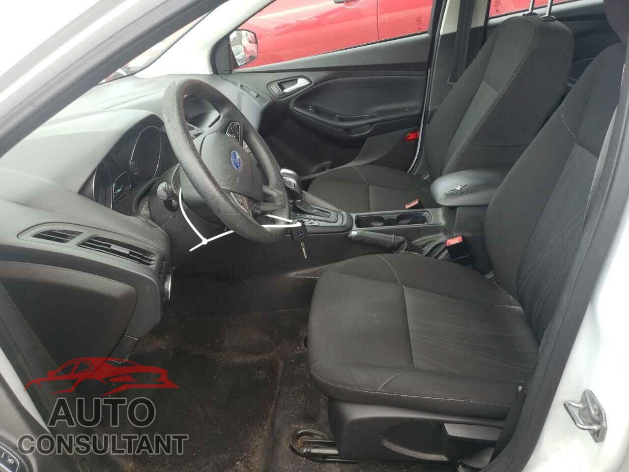 FORD FOCUS 2016 - 1FADP3F29GL227905