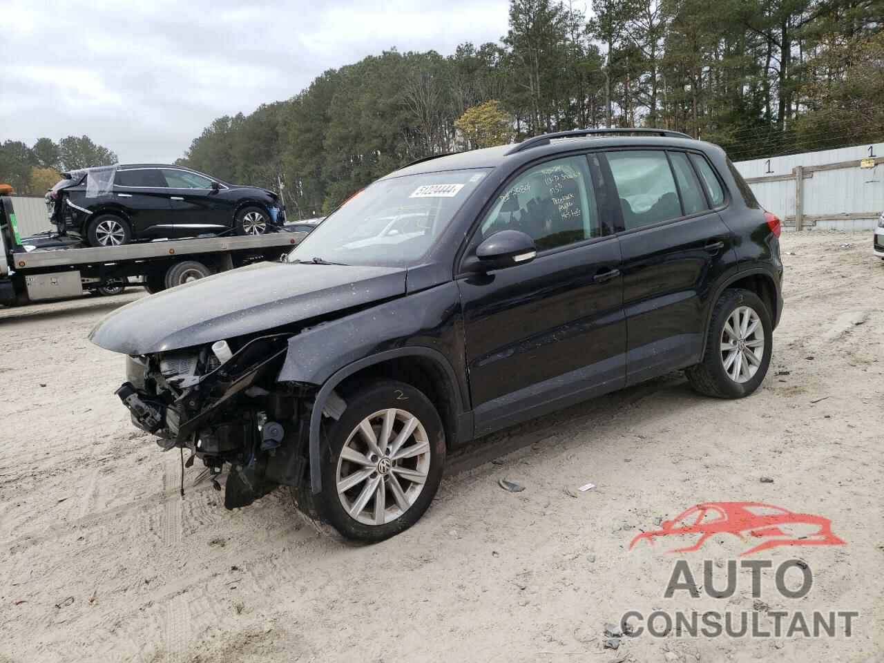 VOLKSWAGEN TIGUAN 2017 - WVGBV7AX1HK052814