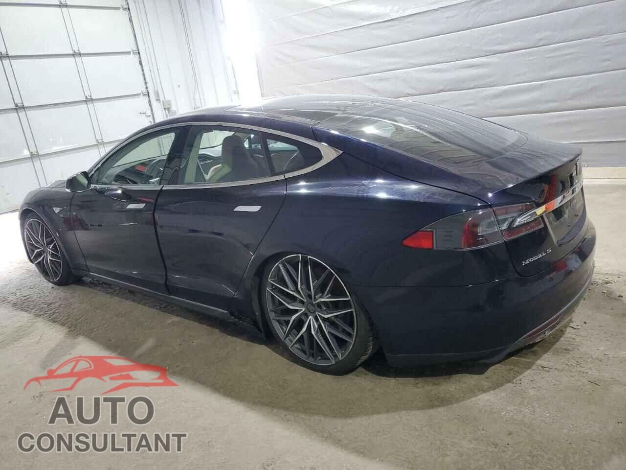 TESLA MODEL S 2013 - 5YJSA1DP3DFP04820